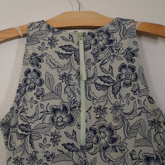 Garnet Hill Active High-Neck One-Piece Swimsuit Olive Green Floral 14 Beach - Picture 7 of 10